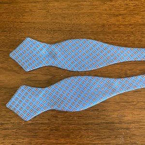 R. Hanauer Bow tie